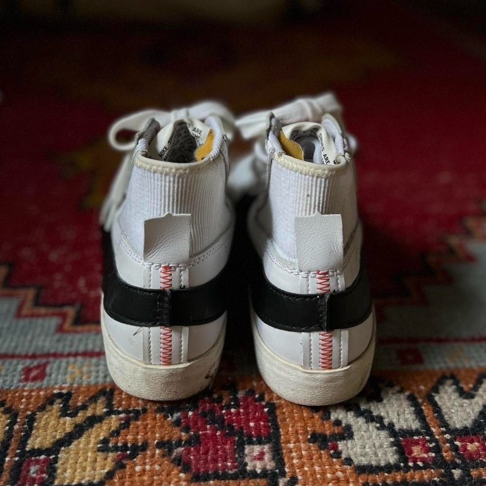 Nike Blazer Mid ‘77 Sneakers - Picture 4 of 5